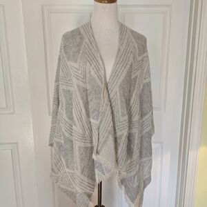 Maje Cream and Gray Patterned Poncho
